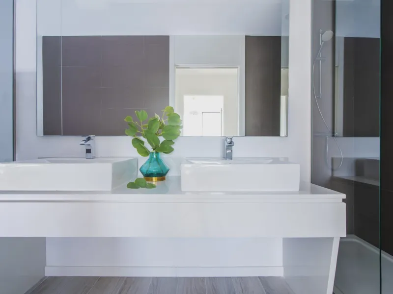 New build modern apartment for sale in Estepona East