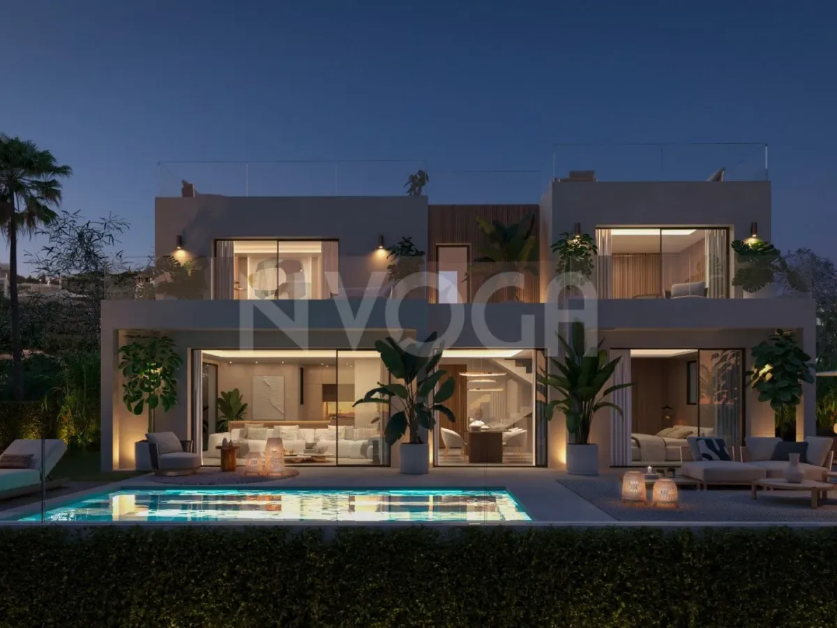 Exclusive villa with breathtaking panoramic views in El Chaparral Marbella 1.900.000 €