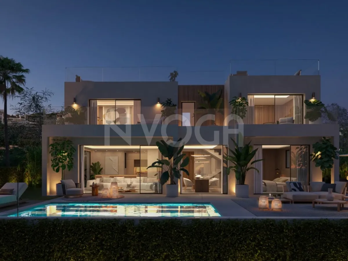 Exclusive villa with breathtaking panoramic views in El Chaparral Marbella 1.900.000 €