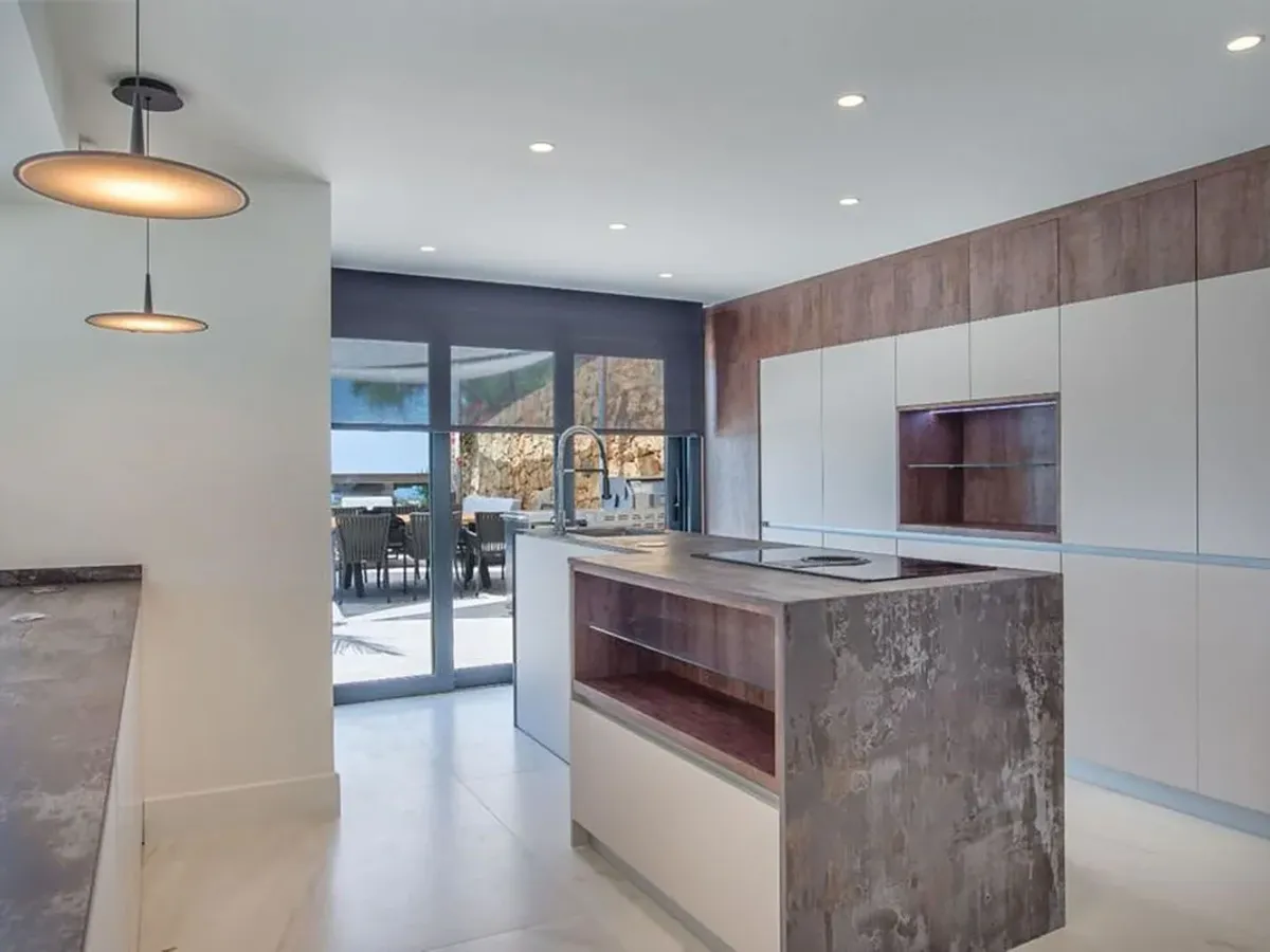 Detached Villa in Elviria