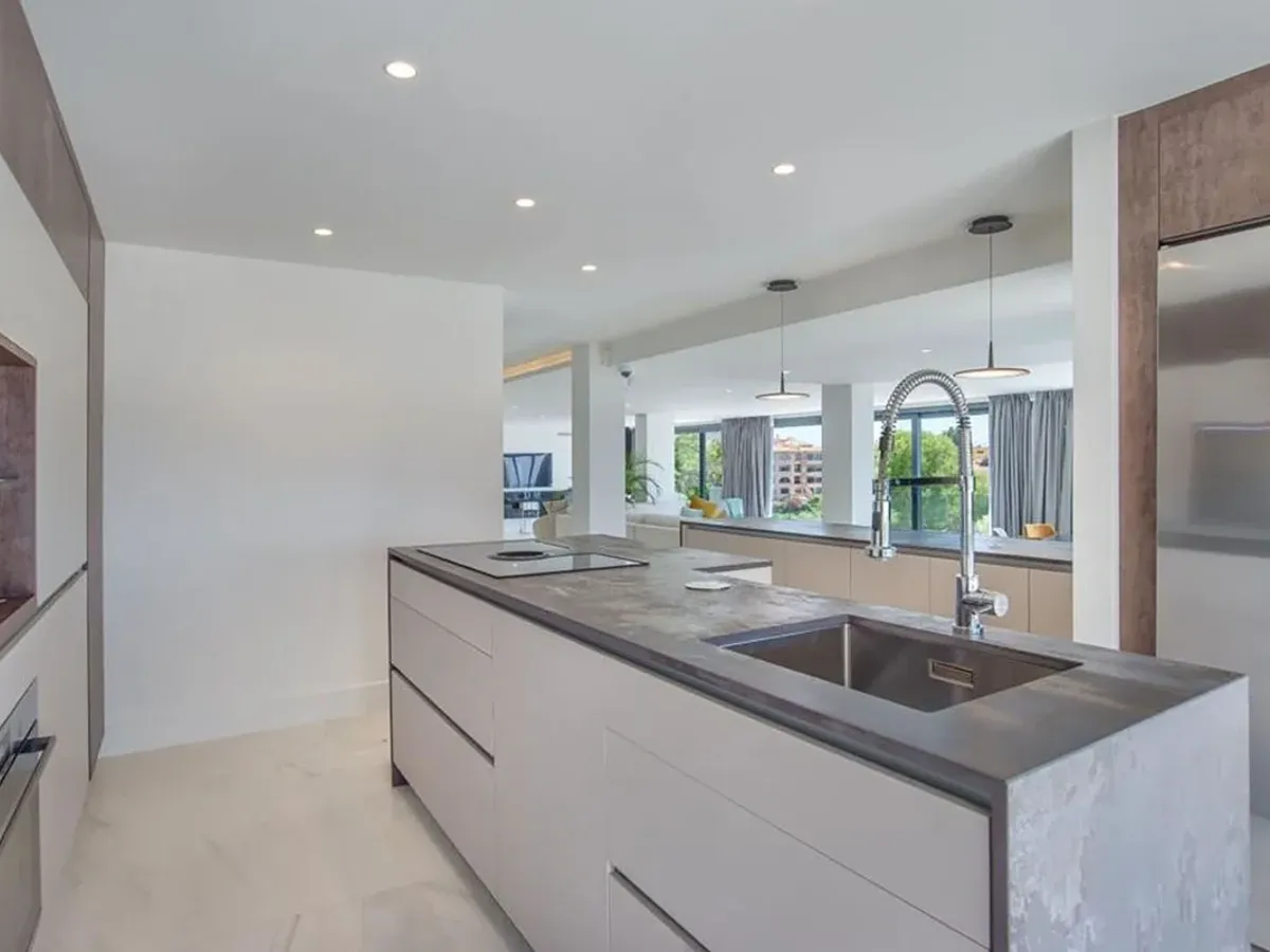 Detached Villa in Elviria