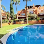 Large townhouse by the sea in Bahia de Marbella 3.500 € month (long term) 1