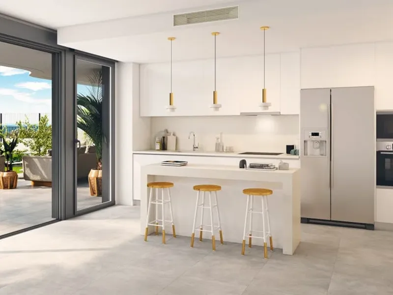 Modern coastal apartment for sale in Torremolinos