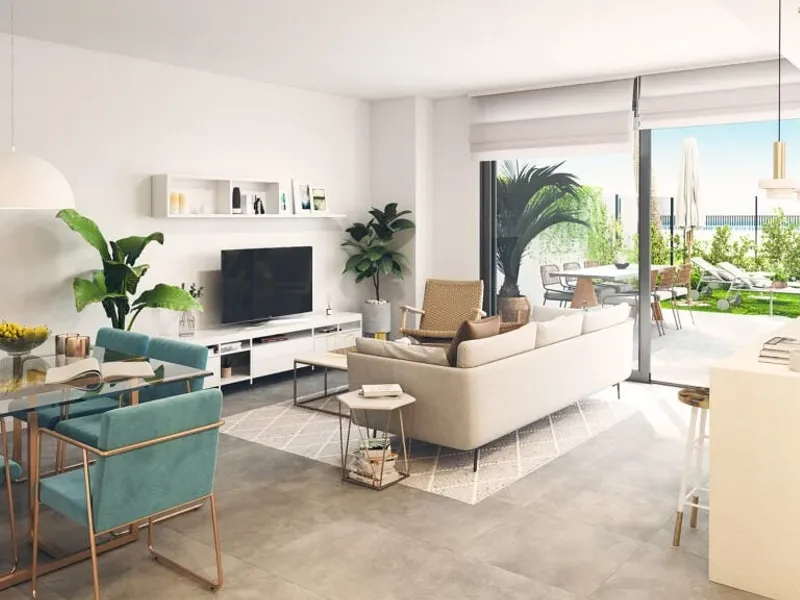 Modern coastal apartment for sale in Torremolinos