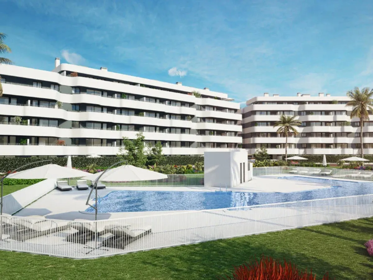 Modern coastal apartment for sale in Torremolinos