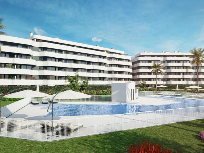 Modern coastal apartment for sale in Torremolinos