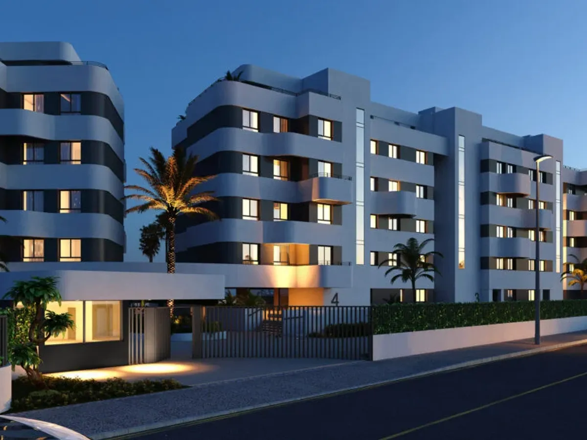 Modern coastal apartment for sale in Torremolinos