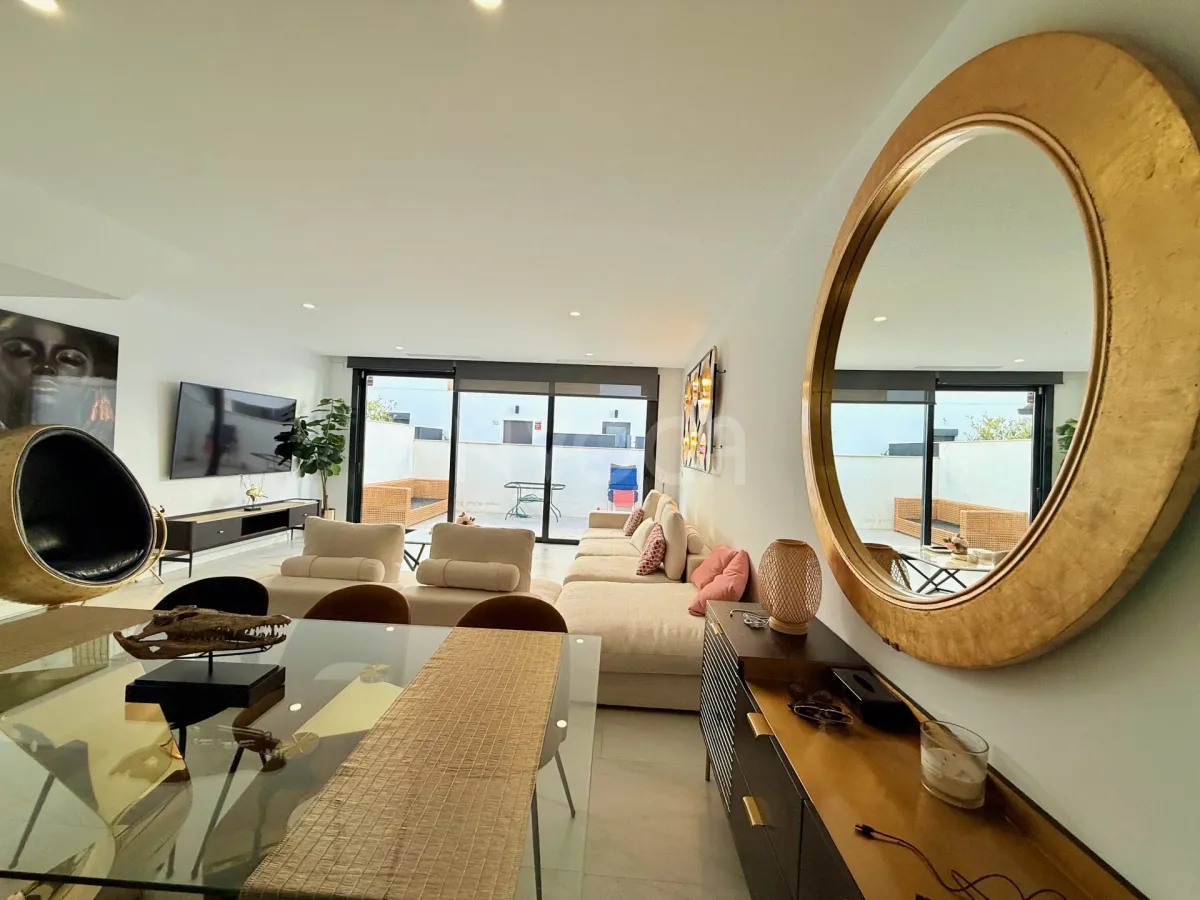 Fabulous New Build Townhouse for Rent in Nueva Andalucia, Marbella 3.600 € month (long term)