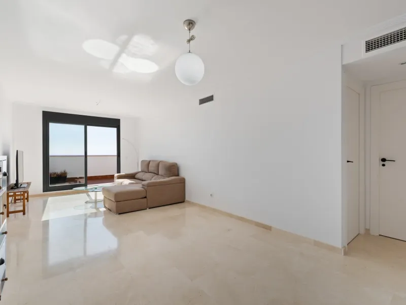 Penthouse with sea view for Sale in Doña Julia Golf, Casares