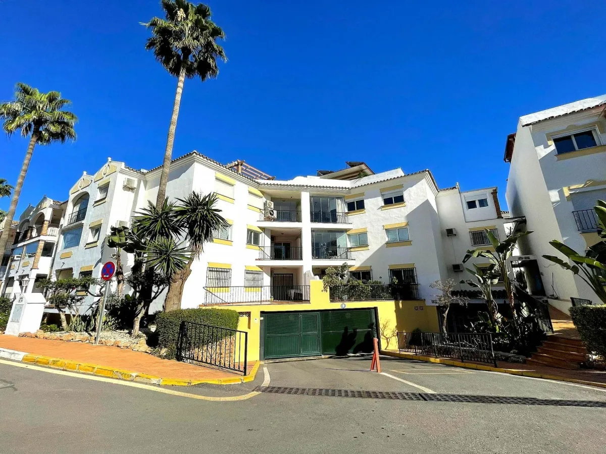 Frontline Golf Apartment for Sale in Mijas Golf