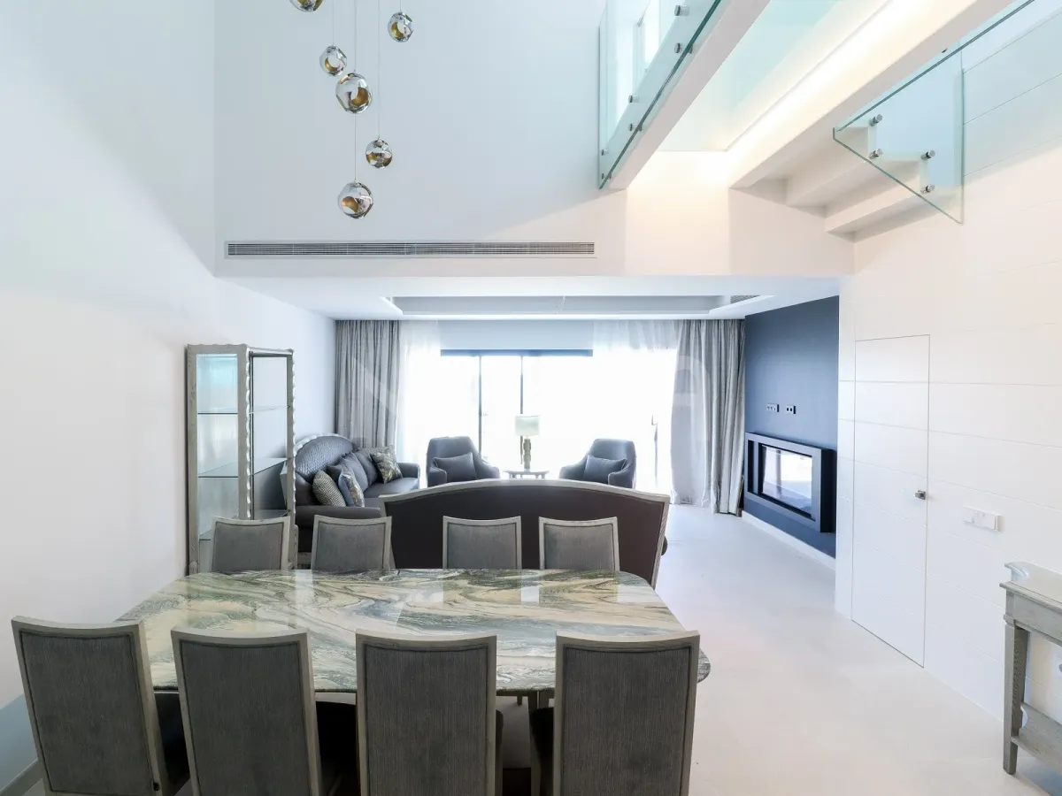 Marvellous frontline beach 3 beds home in Estepona, South orientation and fantastic sea views 2.350.000 €