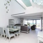 Marvellous frontline beach 3 beds home in Estepona, South orientation and fantastic sea views 2.350.000 € 8