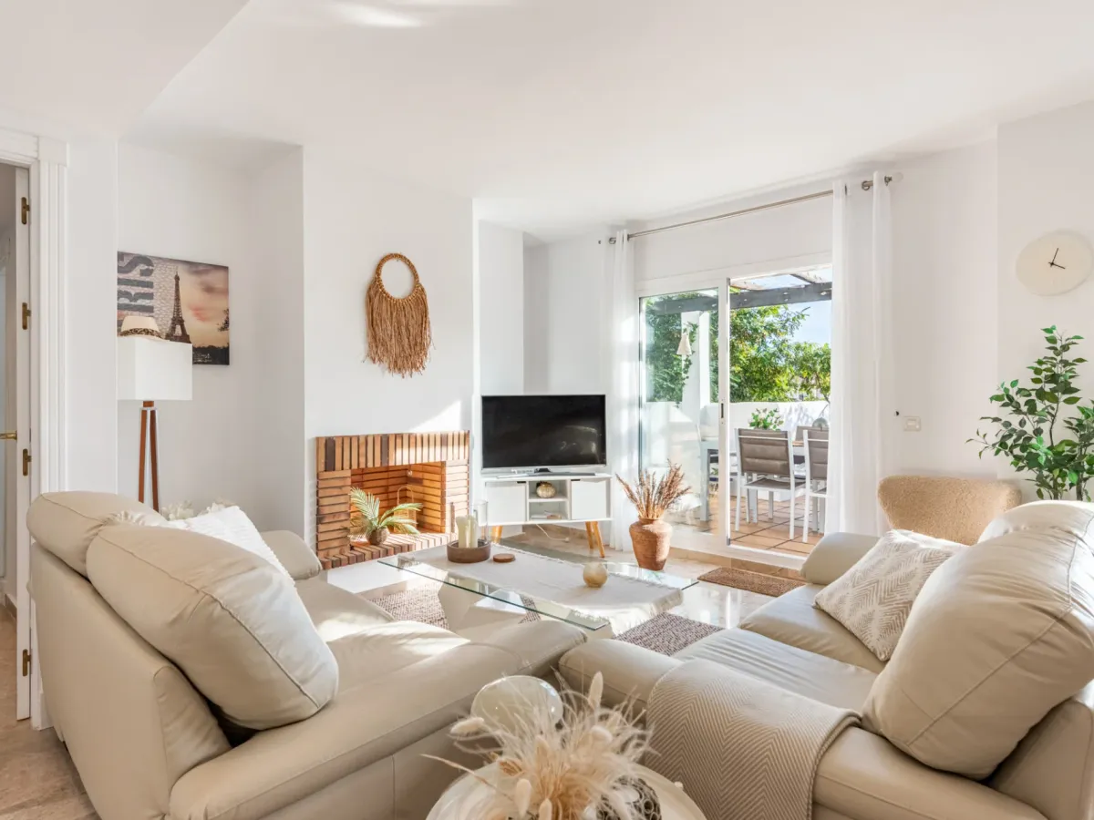Elegant Duplex Penthouse for Sale in Nueva Andalucía, Marbella