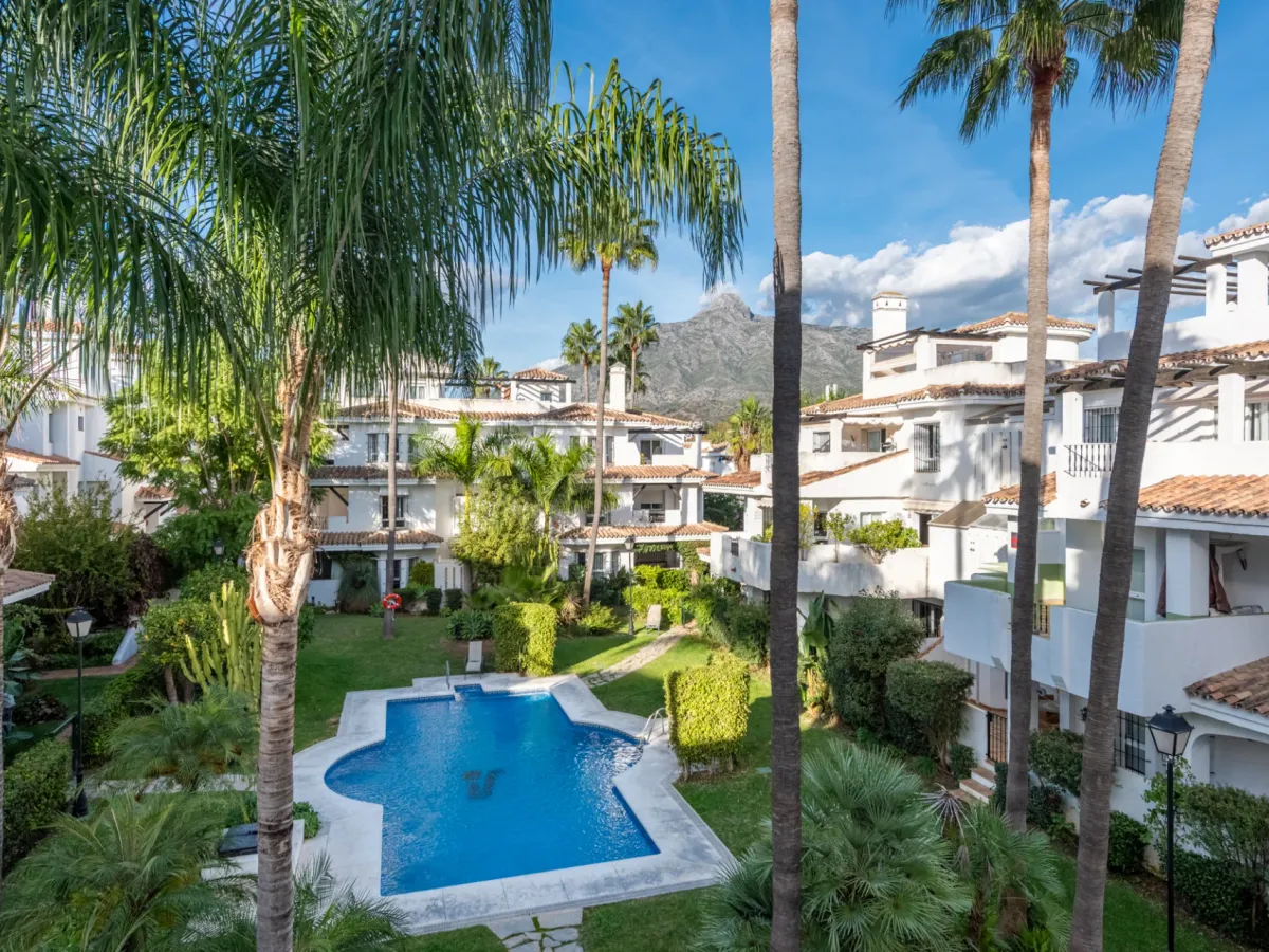 Elegant Duplex Penthouse for Sale in Nueva Andalucía, Marbella