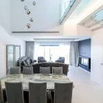 Marvellous frontline beach 3 beds home in Estepona, South orientation and fantastic sea views 2.350.000 € 2