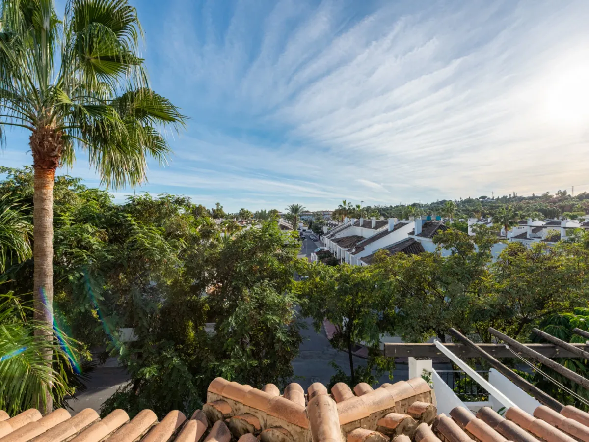 Elegant Duplex Penthouse for Sale in Nueva Andalucía, Marbella