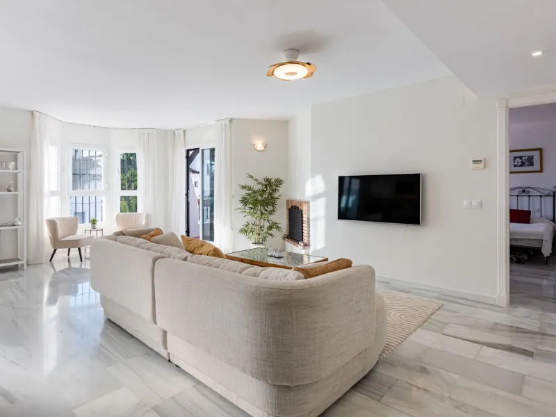 Elegant Duplex Penthouse for Sale in Nueva Andalucía, Marbella