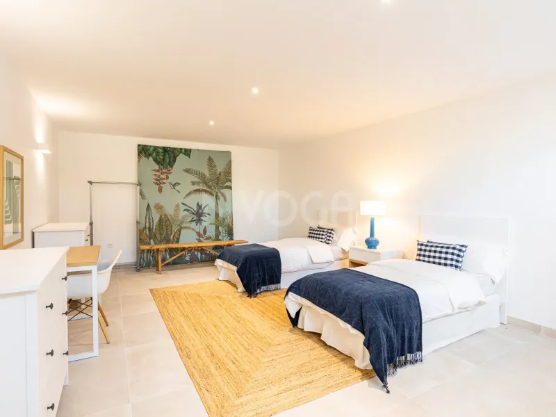 Luxury villa in Marbella, Valdeolletas area, with private pool and sea views 1.950.000 €