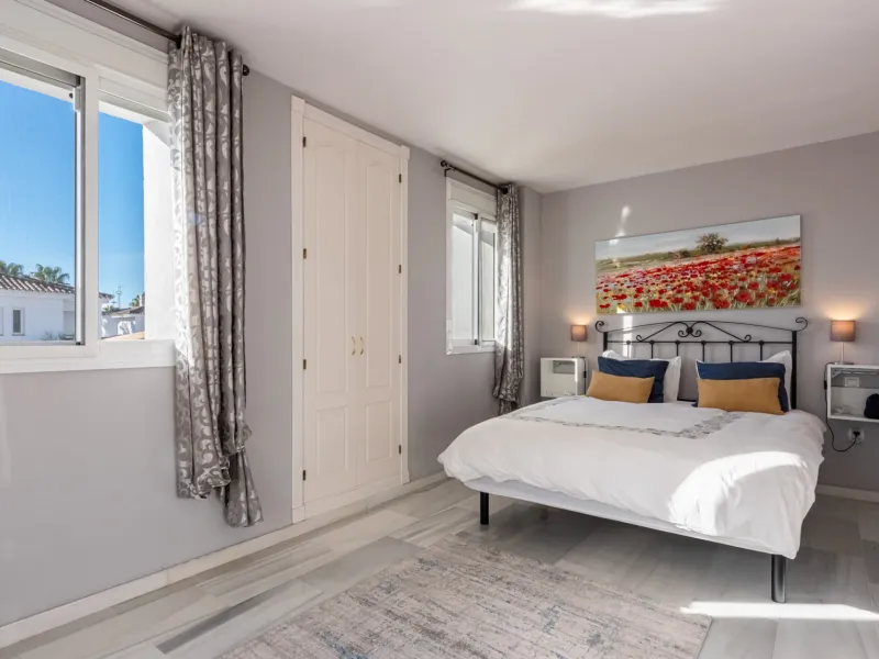 Elegant Duplex Penthouse for Sale in Nueva Andalucía, Marbella