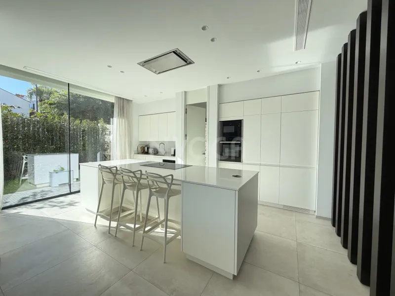 VILLA BELFRY- EL CAMPANARIO, ESTEPONA ESTE 1.995.000 €