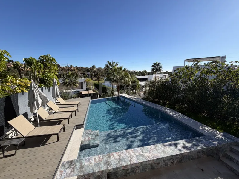 VILLA BELFRY- EL CAMPANARIO, ESTEPONA ESTE 1.995.000 €