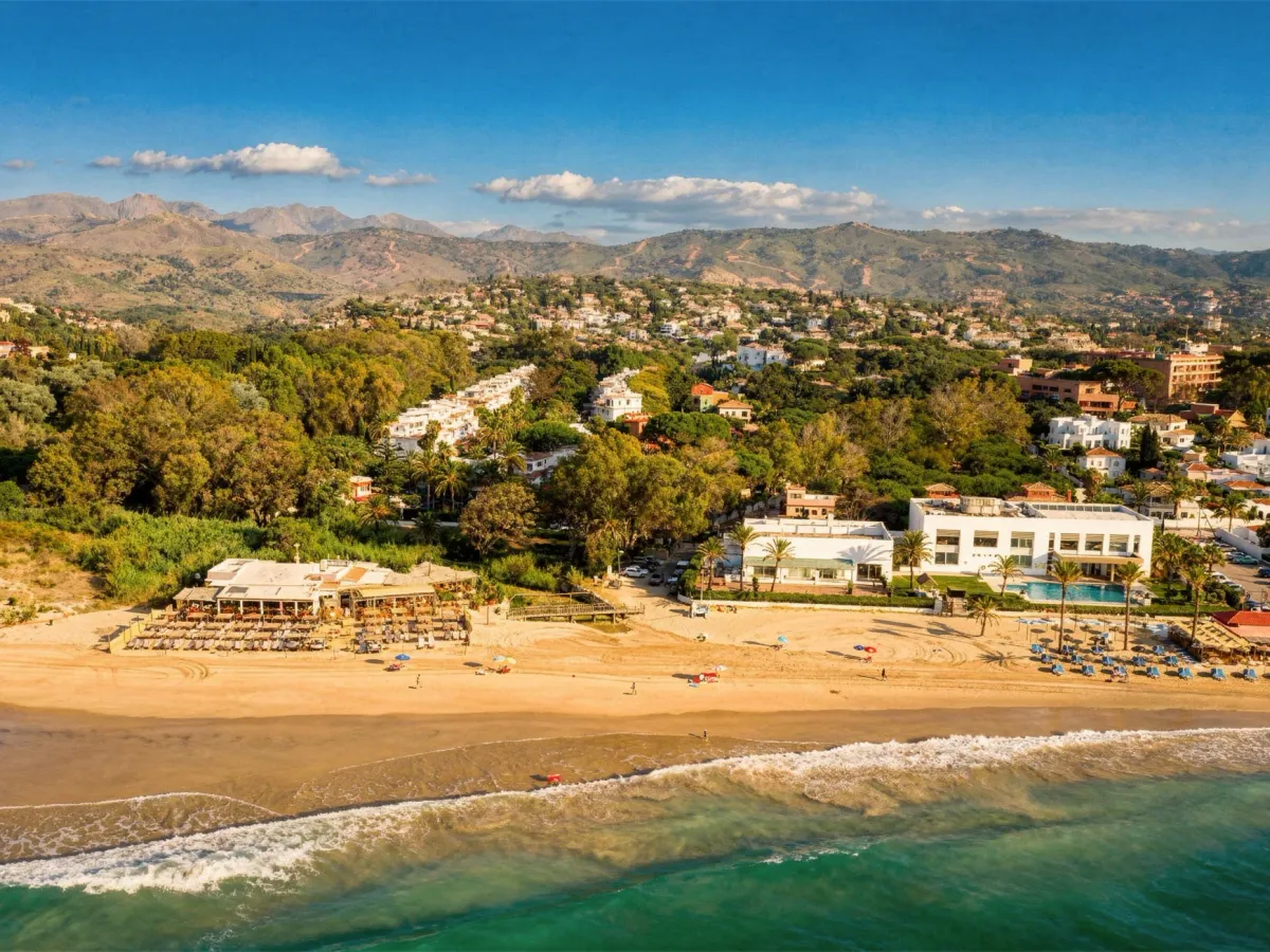 Frontline Beach Apartment for Sale in Elviria, Marbella