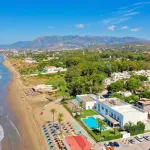 Frontline Beach Apartment for Sale in Elviria, Marbella 11