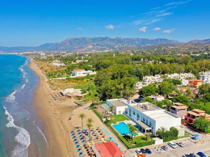 Frontline Beach Apartment for Sale in Elviria, Marbella
