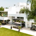 Luxury Six-Bedroom Villa in Guadalmina Baja, Marbella 6.400.000 € 2