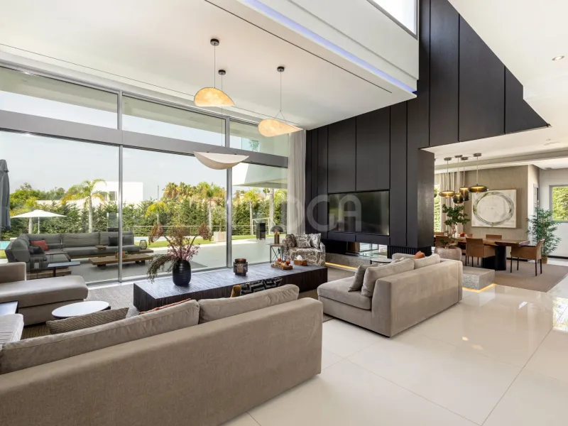Luxury Six-Bedroom Villa in Guadalmina Baja, Marbella 6.400.000 €