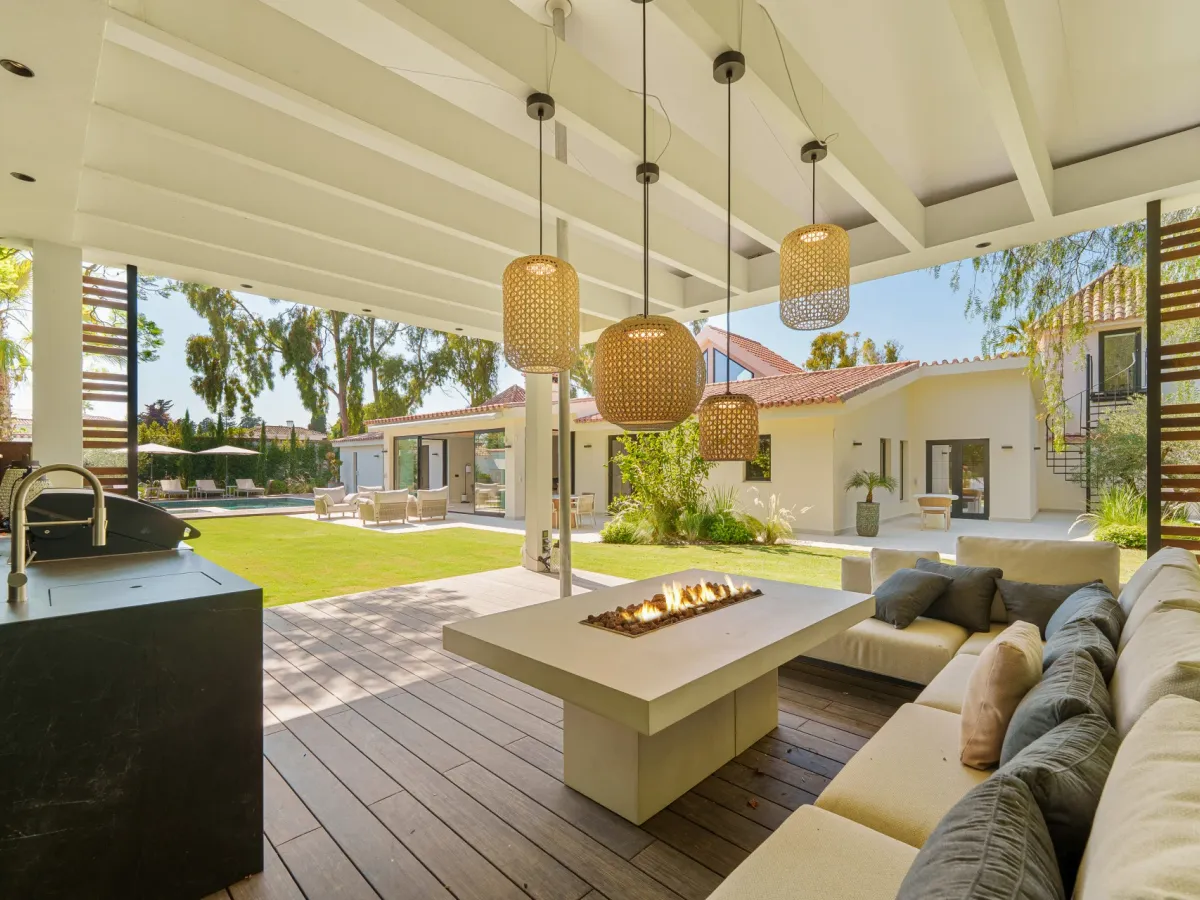 Bali style modern villa for sale in Puerto Banus Marbella