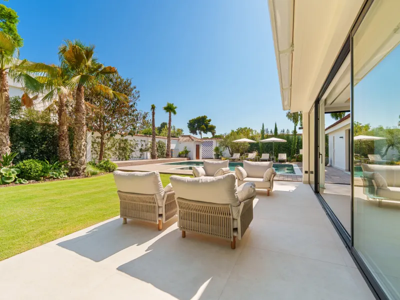 Bali style modern villa for sale in Puerto Banus Marbella