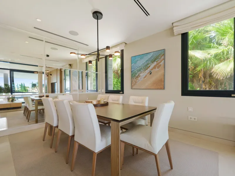 Frontline golf luxury villa for sale in Nueva Andalucia, Marbella with private gym