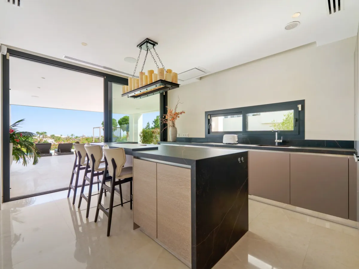 Frontline golf luxury villa for sale in Nueva Andalucia, Marbella with private gym