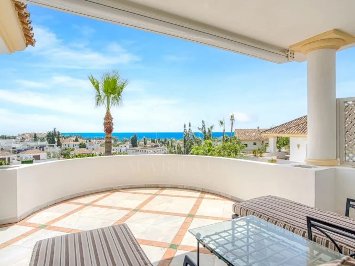 Apartment for sale in Marbella Golden Mile, Marbella
