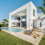 Stunning Villa in El Paraiso, Estepona 2