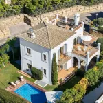 This villa is a true gem — modern, inviting, and ideally located to enjoy everything Estepona has to offer. 3