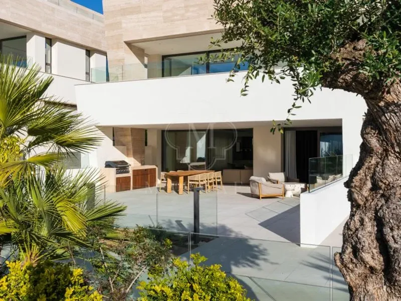 Stunning 4-Bedroom Ground Floor Apartment in Epic Phase 3, Marbella Golden Mile