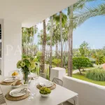 Exquisite modern apartment in the Andalusian Gardens, Marina Puente Romano – A rare gem on Marbella’s Golden Mile 1