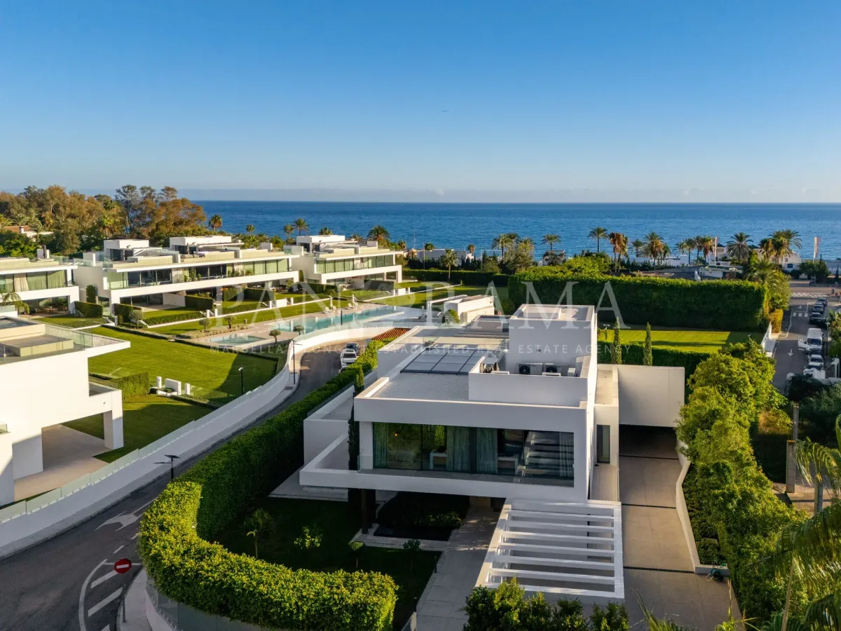 Villa Zero is a truly unique and rare opportunity in an ideal location on Marbella's Golden Mile