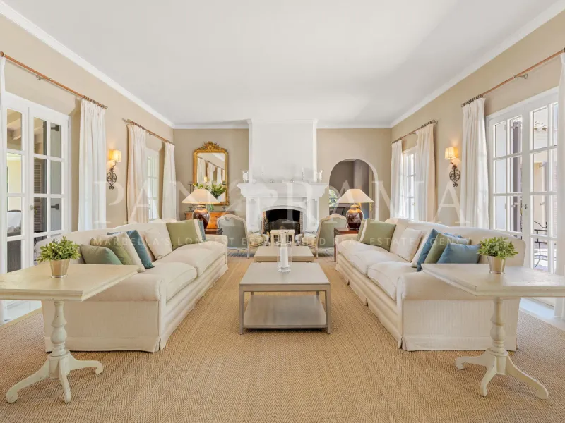 Villa Goya, a spectacular Mediterranean estate with panoramic sea views and private tennis court in El Madroñal