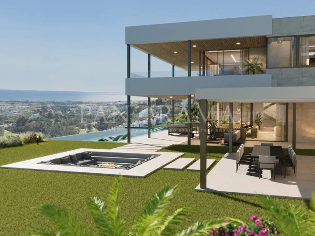 Villa Goya, a spectacular Mediterranean estate with panoramic sea views and private tennis court in El Madroñal