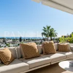 Impressive duplex penthouse with incredible views and exquisite decoration in Monte Paraíso 1