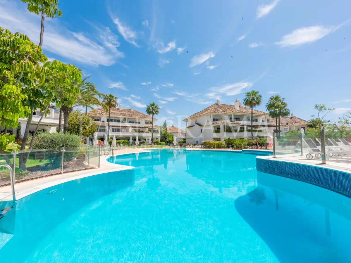 Impressive duplex penthouse with incredible views and exquisite decoration in Monte Paraíso