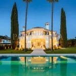 Classic villa with contemporary touches on the front line of Los Naranjos Golf Course 5