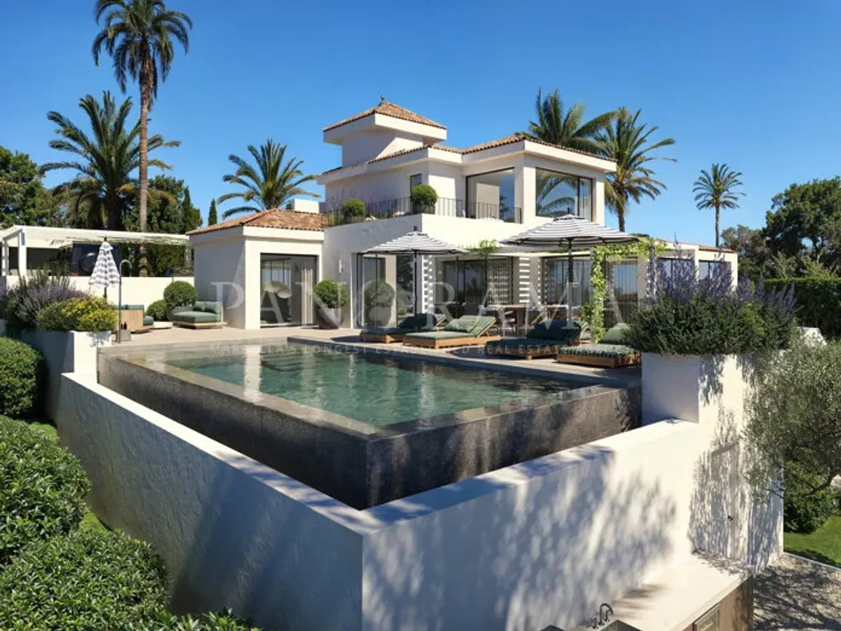 Modern and sleek villa in a gated community in Nueva Andalucía