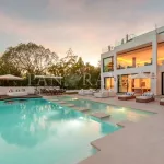 Modern and sleek villa in a gated community in Nueva Andalucía 5