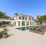 Villa Barbatona, a property with panoramic sea views in El Capricho on the Golden Mile 5