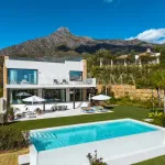Brand-new villa in the prestigious area of Rocío de Nagüeles on the Golden Mile 6