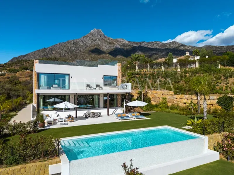 Brand-new villa in the prestigious area of Rocío de Nagüeles on the Golden Mile